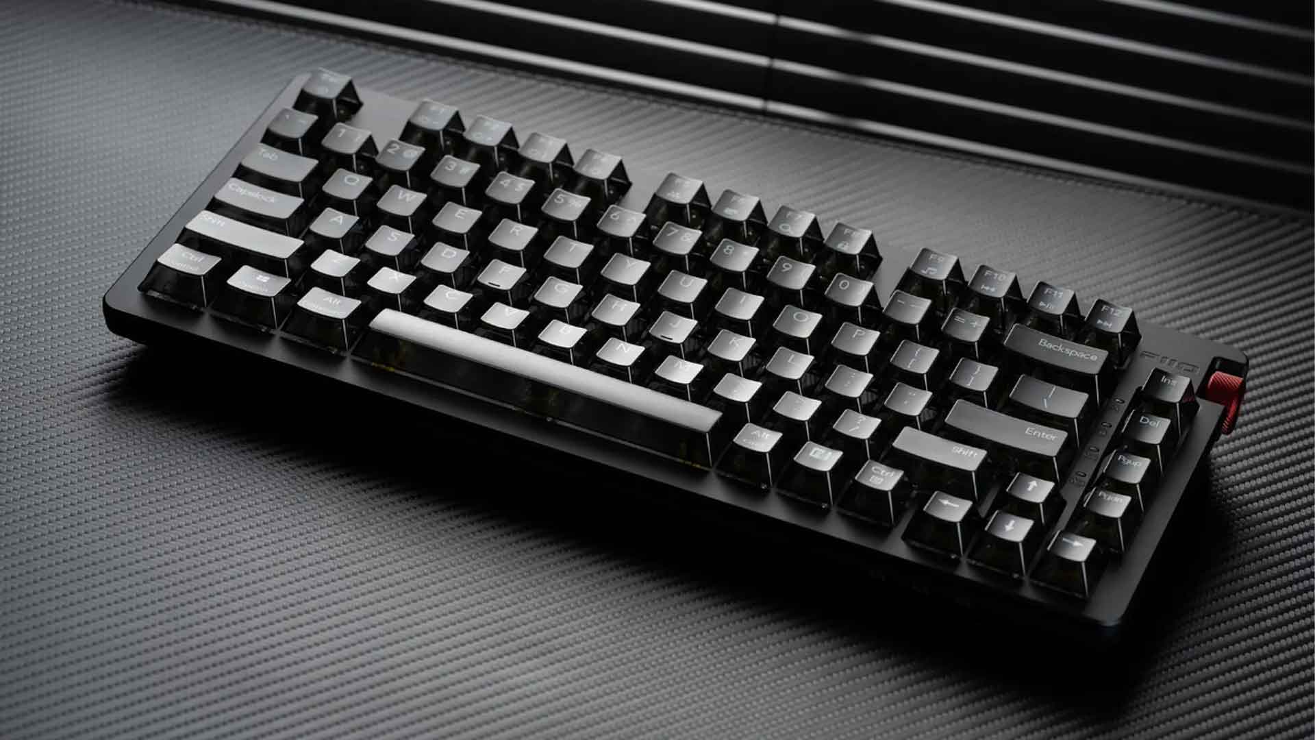 Fiio KB3 audiophile mechanical keyboard review, features, design, specs, price